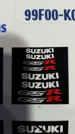 KIT DECO DE JANTES SUZUKI GSR 750