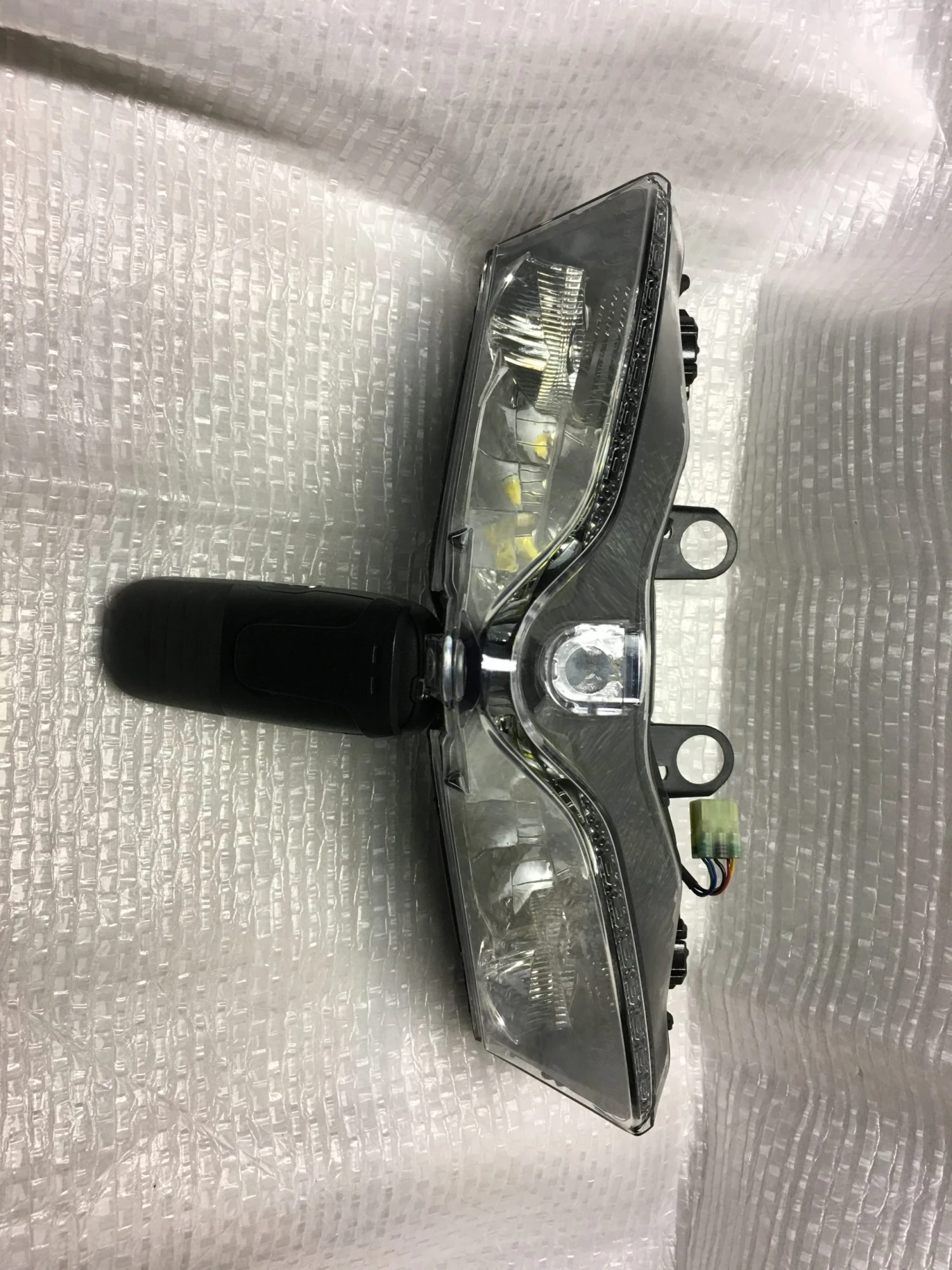 OPTIQUE AVANT DUCATI 1299 PANIGALE 1 OPTIQUE AVANT DUCATI 1299 PANIGALE