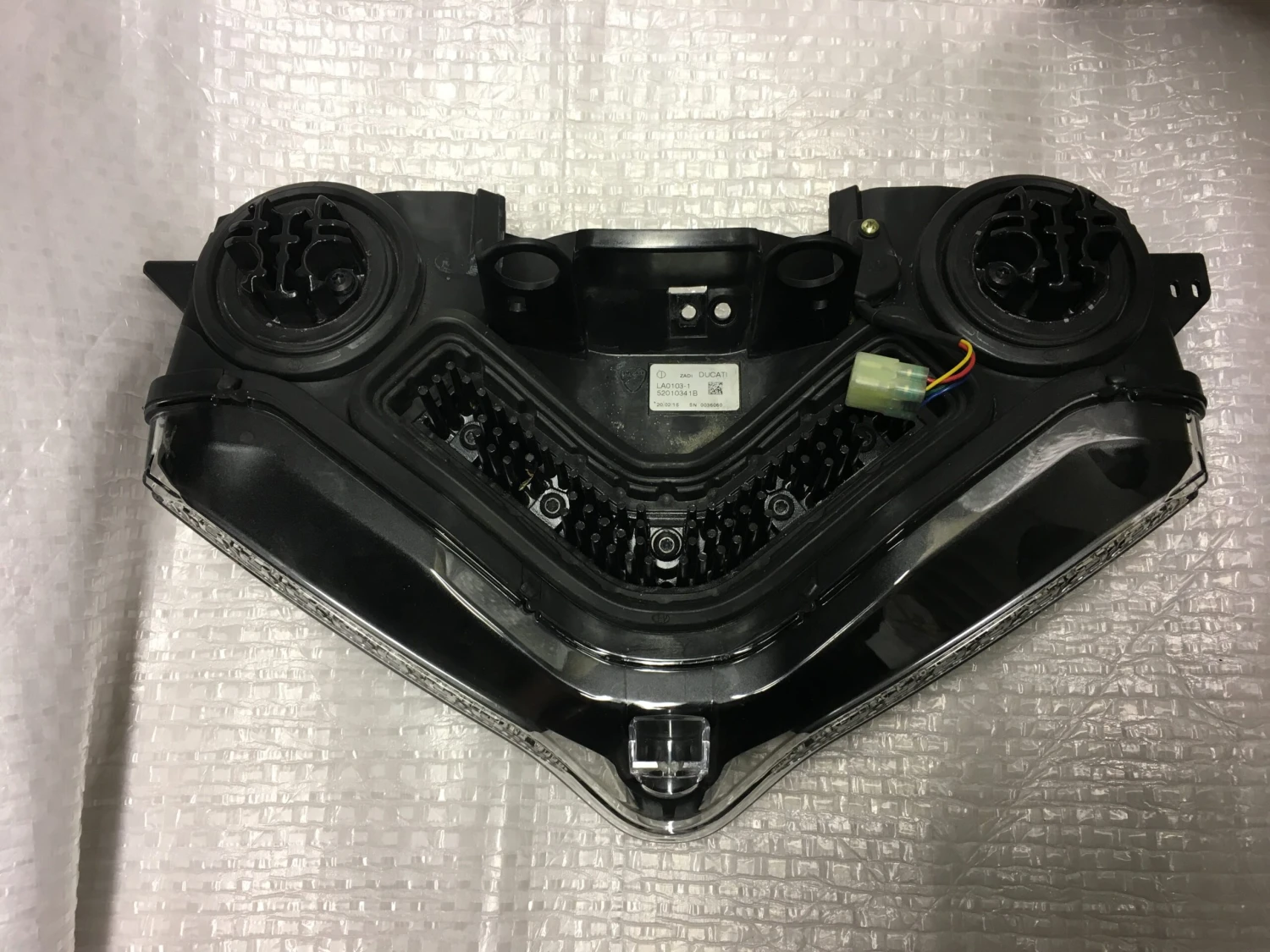 OPTIQUE AVANT DUCATI 1299 PANIGALE 2 OPTIQUE AVANT DUCATI 1299 PANIGALE – Image 2