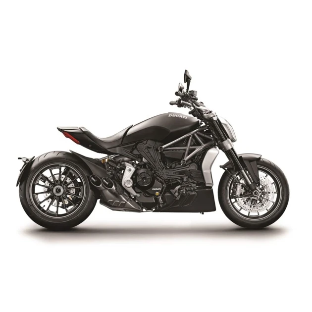 MODELE RÉDUIT DUCATI X-DIAVEL 1 MODELE RÉDUIT DUCATI X-DIAVEL